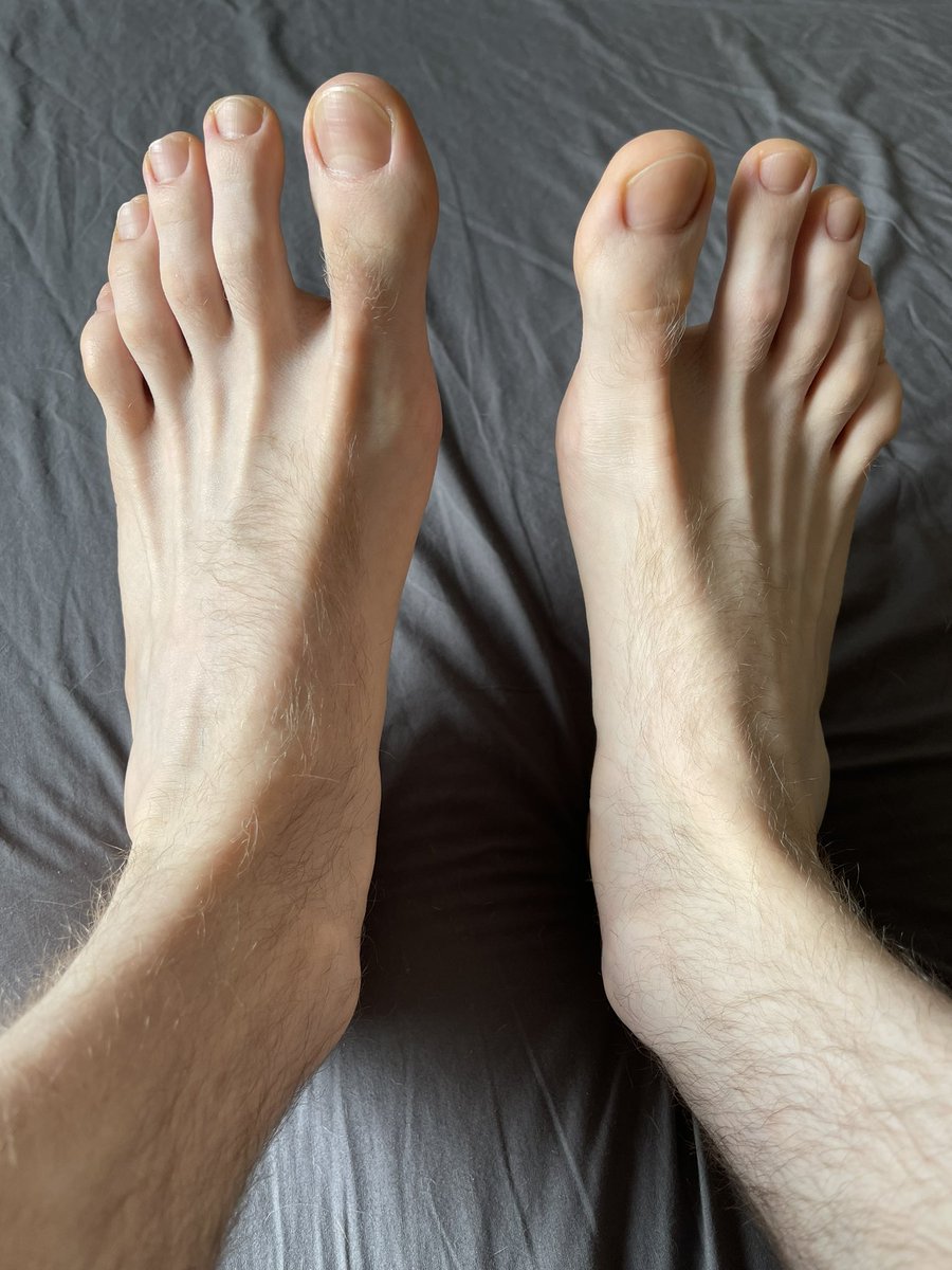 bstnft1's tweet photo. Suck my toes https://t.co/jdPqo1NFEr