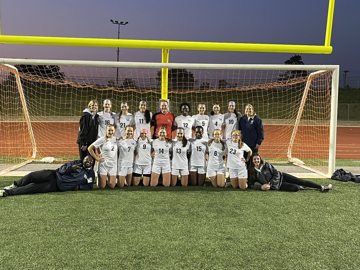Congrats to <a href="/CRJGSoccer/">JeffersonGirlsSoccer</a> on their first post season win since 2012! A nice 5-0 win over cross town rivals CR Washington! 

<a href="/CRJHawks/">Thomas Jefferson</a> <a href="/JHSBluCru/">Blu Cru</a>