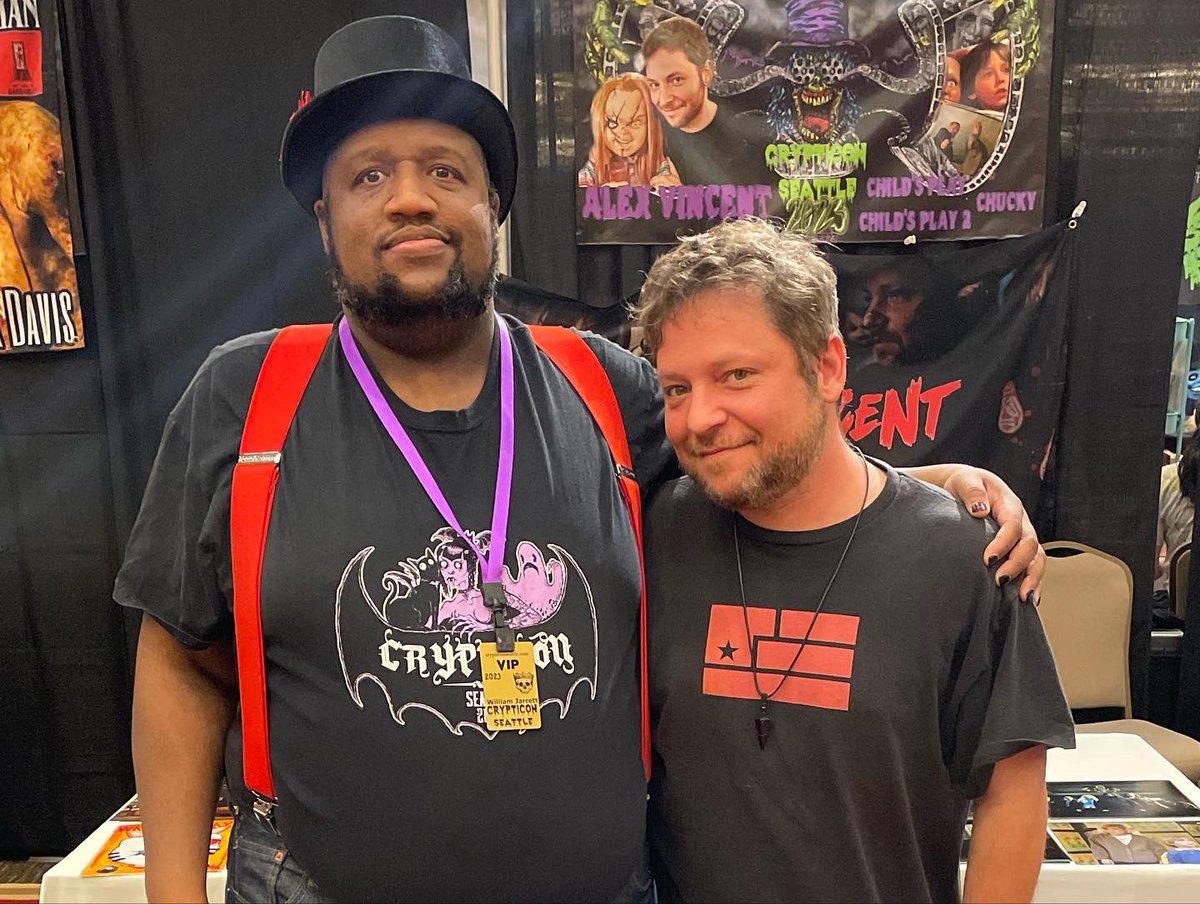 wiccaburr's tweet image. Day one of celebs and autographs during @crypticonseattle #crypt23 #crypticonseattle2023