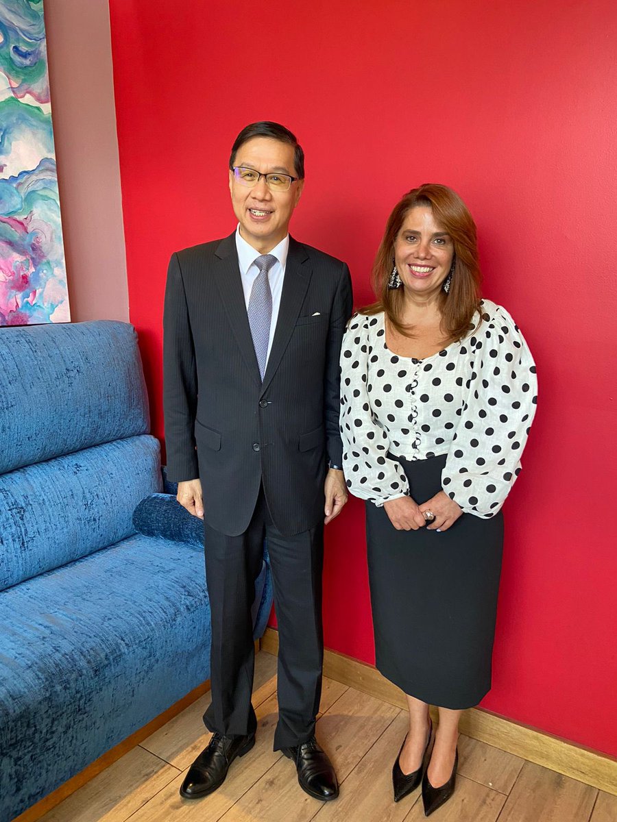 Hoy Embajador Miguel Li-Jey Tsao tuvo una reunión con la Viceministra de la Cancillería de la República de Guatemala, Embajadora Karla Gabriela Samayoa Recari.🇹🇼🇬🇹