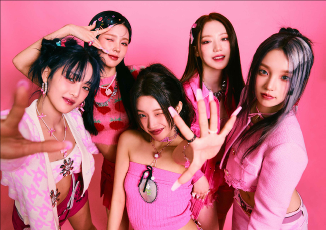 TOWER_Laketown's tweet photo. 【#GIDLE】 
6th Mini Album [I feel]
タワーレコード限定特典付CDの販売が決定🎊🎊

ただ今店頭では前金でのご予約を承り中❣
#NEVERLAND の皆様、ご予約お待ちしております🎶

詳細
https://t.co/2VptEVldBJ

@G_I_DLE
@G_I_DLE_JP
 
#여자아이들 
#I_feel #퀸카 #Queencard https://t.co/FafVk6R13p