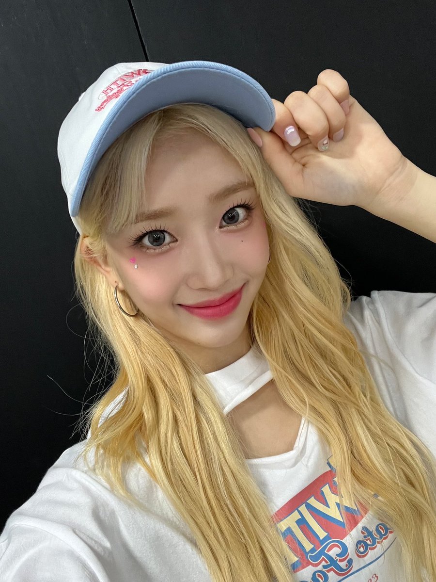 🐰💬
둘째 날도 가보자고❤️‼️

#STAYC #스테이씨 #Sumin #수민