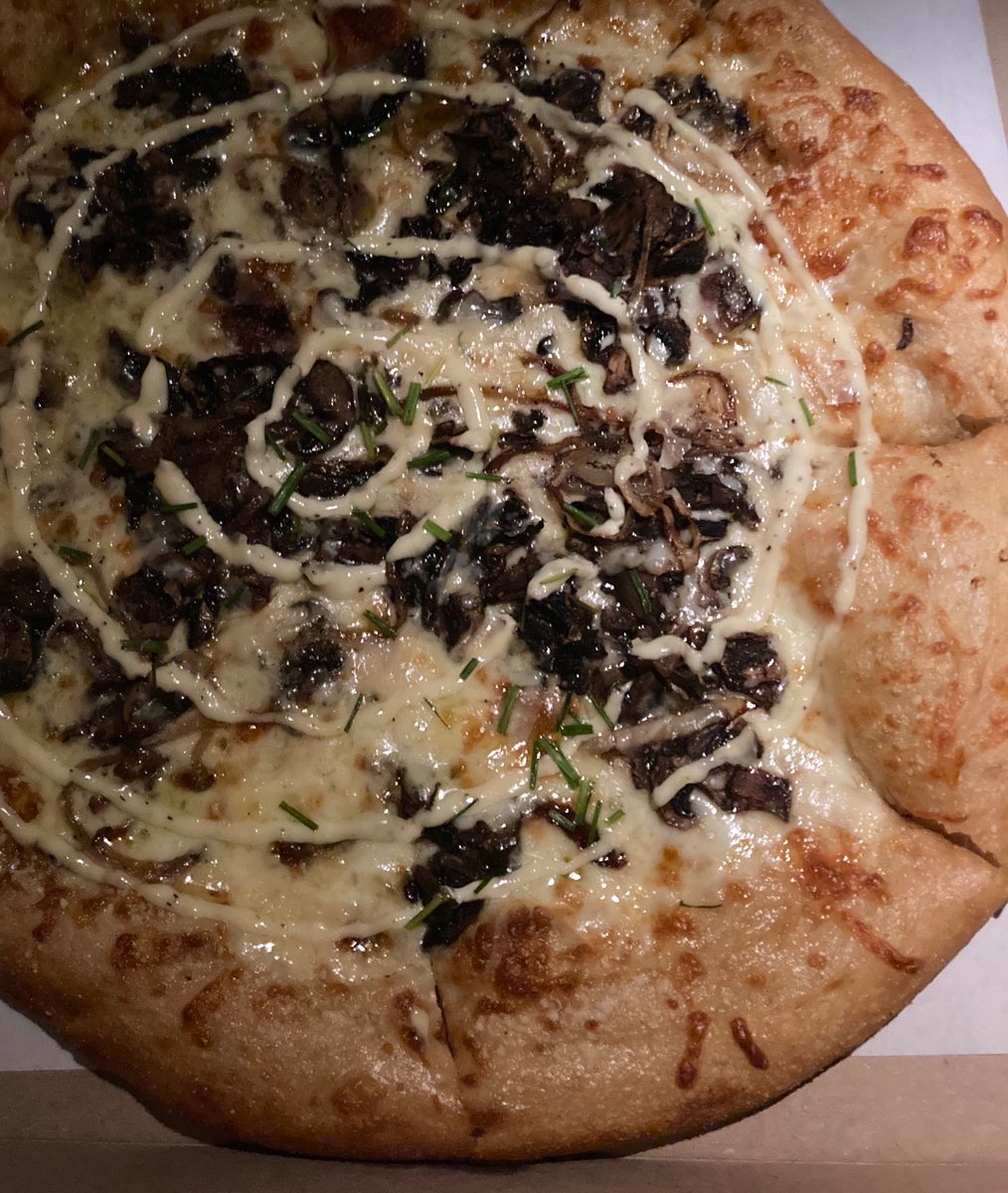 Pizza! Mellow Mushroom’s Holy Shitake - mushrooms & cheeses w garlic aioli swirl. 😋

#pizzaislife