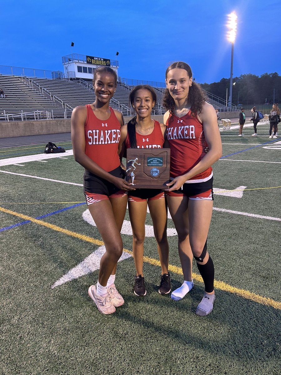 agoody66's tweet photo. Shaker, Heights Senior Lady Raiders lead the way, taking first place Kyla Taress in pole vault and 300H  with a PR of 12–3 PV and 46.4 in 300H Meilani Walker in long jump Claire Dunn, aim  200, and 400. The girls were on  fire 🔥 @agoody66 @raidersofshaker @shakerschools https://t.co/Mu8EvwLn6i
