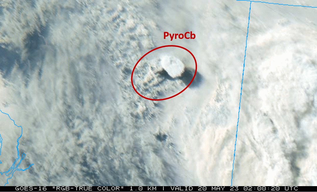 DrDavePeterson's tweet image. Second day in a row featuring #pyroCb activity in northern #BritishColumbia.