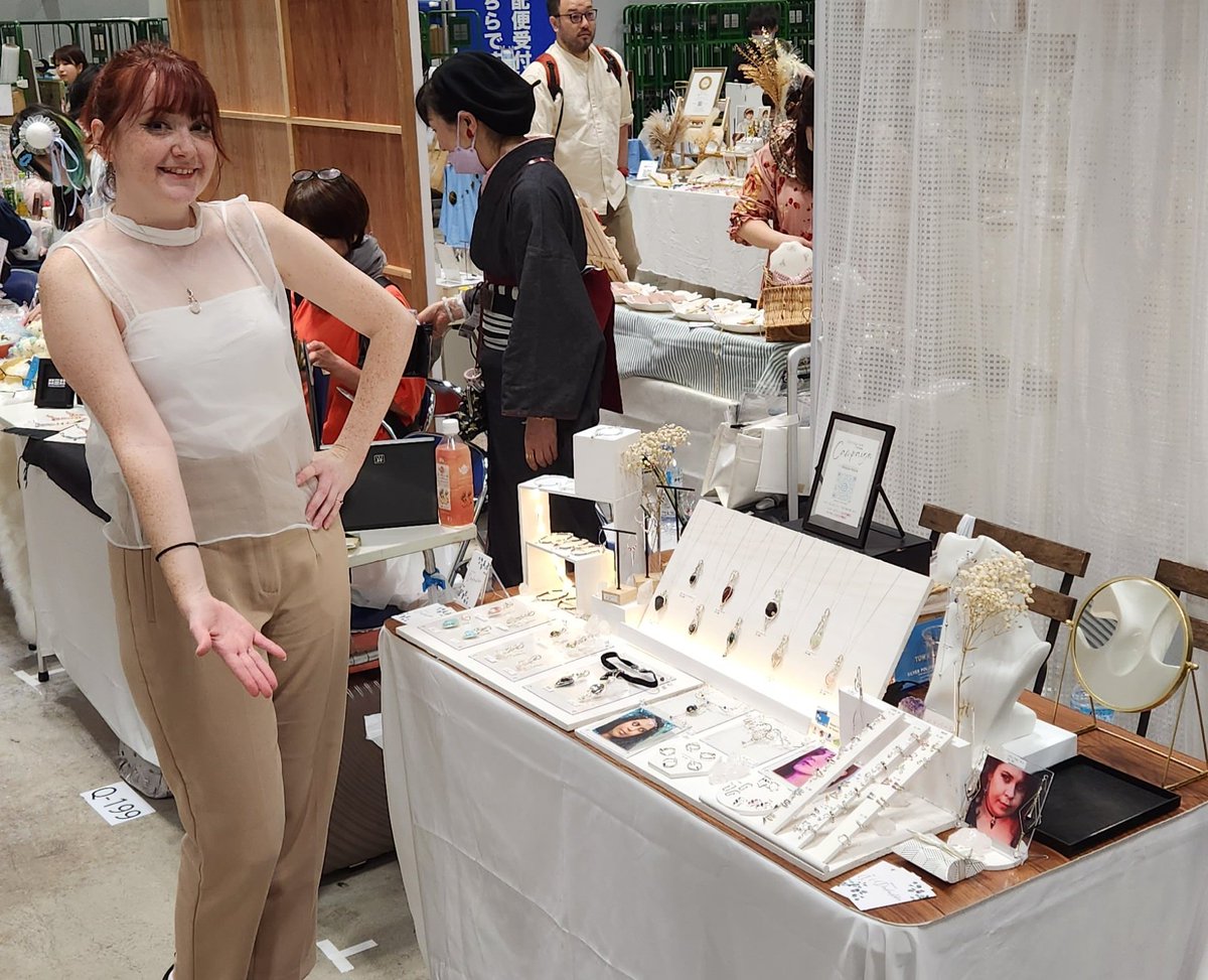 Dadousk8's tweet photo. Atelier Dadoushkaはデザインフェスタ57に出展します！
@東京ビックサイト
5/20 ㈯ のみ 11:00-19:00
南ホール4F - Booth Q200
お楽しみしております ！
See you at Design Festa ! South hall 4F - Q200

@designfesta

#デザフェス57
#デザインフェスタ57
#リツイート祭り https://t.co/Sv9Bx90S0H