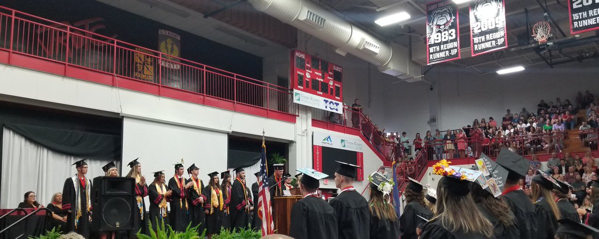 AppalachiaCajun's tweet image. Congratulations to the LCHS Class of 2023!
#highnote 
#AllinLC