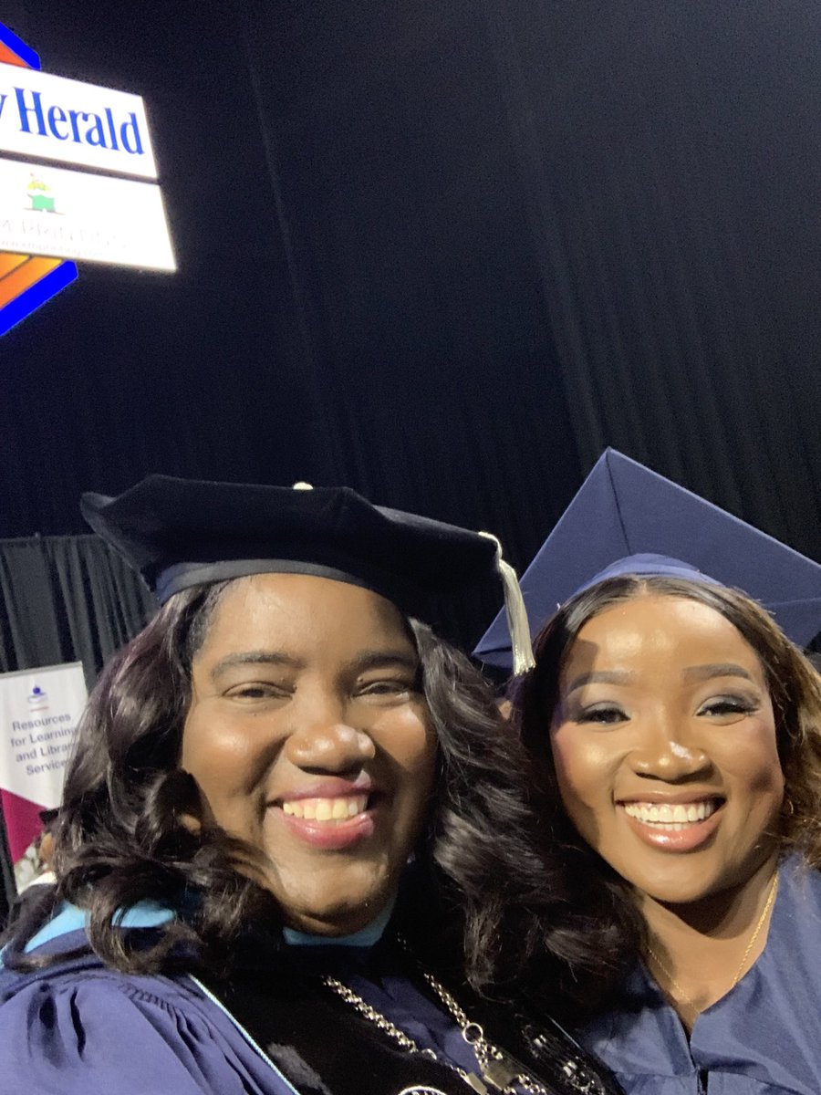 dravisproctor's tweet photo. So proud of our graduates and our Harper team members who worked diligently for us to have a fabulous celebration of our students’ achievements! Congratulations Class of 2023!!! https://t.co/aoZmzhYa0i