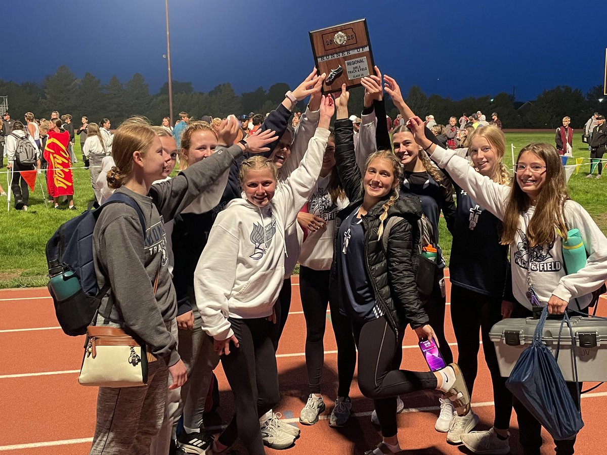 TMPTrackField's tweet photo. Lady Monarchs Track and Field finish as the Regional Runner-ups! https://t.co/ydeb45w7du