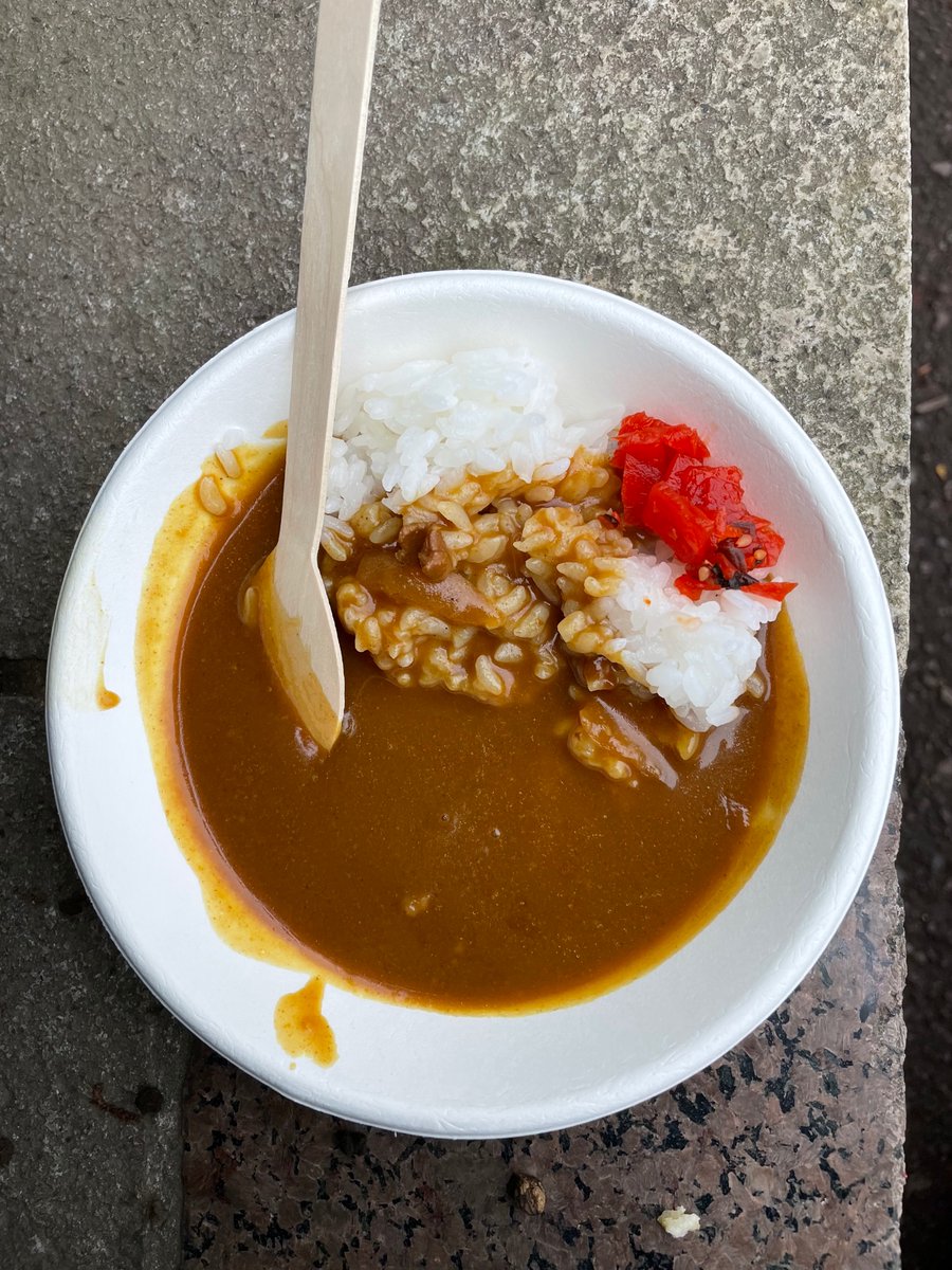 次、舞鶴のひゅうがカレー
美味い。甘い中にもスパイシーさが隠れている