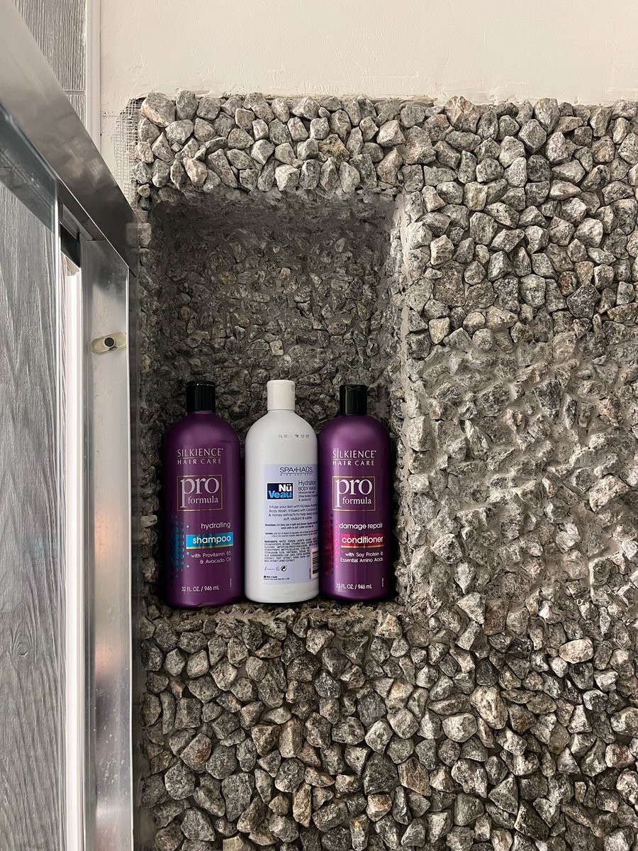 antifa🔻girlfriend tweet media