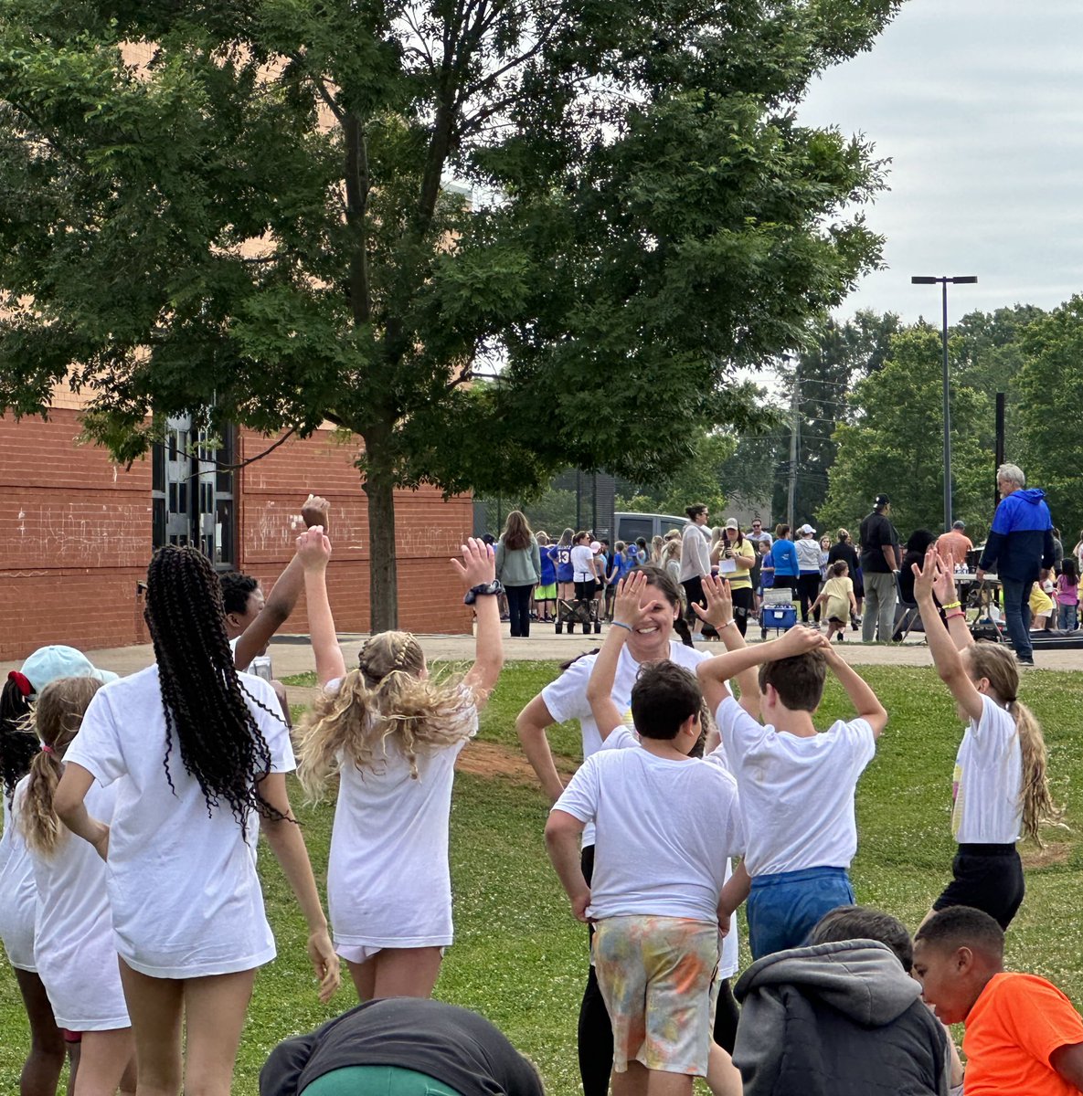 Katie A Faucett (@faucettfifth) on Twitter photo Such a FUN field day!!! Great weather, great teamwork, great music, great stations, great class! <a href="/andylallison/">Andy L. Allison</a> <a href="/MrsAlhadeff/">Karin Alhadeff</a> <a href="/SweetAppleES/">Sweet Apple Elem</a> <a href="/SAEwolvesPE/">Sweet Apple P.E.</a> @SweetApplePTO Such a FUN field day!!! Great weather, great teamwork, great music, great stations, great class! <a href="/andylallison/">Andy L. Allison</a> <a href="/MrsAlhadeff/">Karin Alhadeff</a> <a href="/SweetAppleES/">Sweet Apple Elem</a> <a href="/SAEwolvesPE/">Sweet Apple P.E.</a> @SweetApplePTO