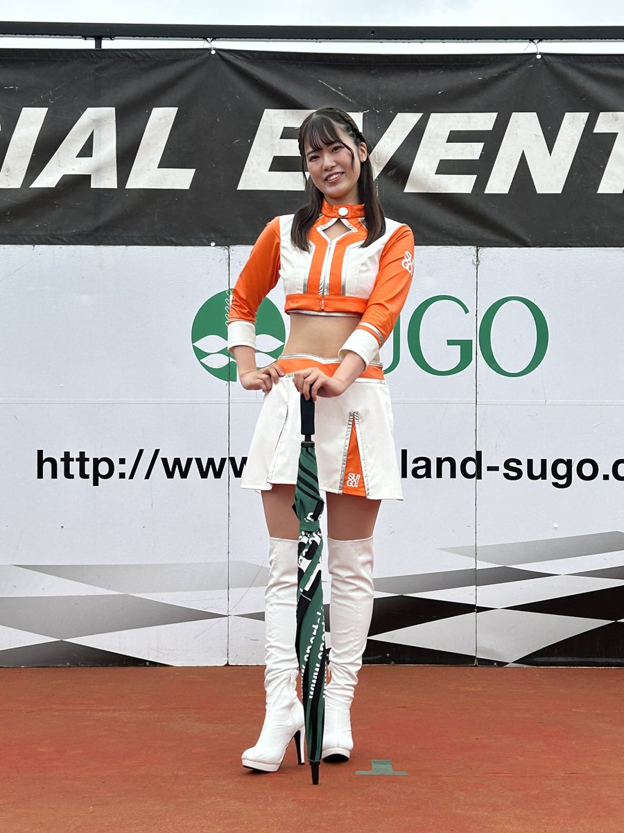 SwitchBox2001NG's tweet photo. 続報！
スーパーバイクレースin SUGO
スポンサーステージ
SUGO RQ 
伊勢育未さん　@ikumi_epi 
すずさん　

いくみん、すぅちゃんともMCに弄られ
笑いっぱなし🤭
ピットウォークも期待しており��す。

#スーパーバイクレースinsugo
#伊勢育未　#すず
#SUGORQ https://t.co/YH8VcY3LtA