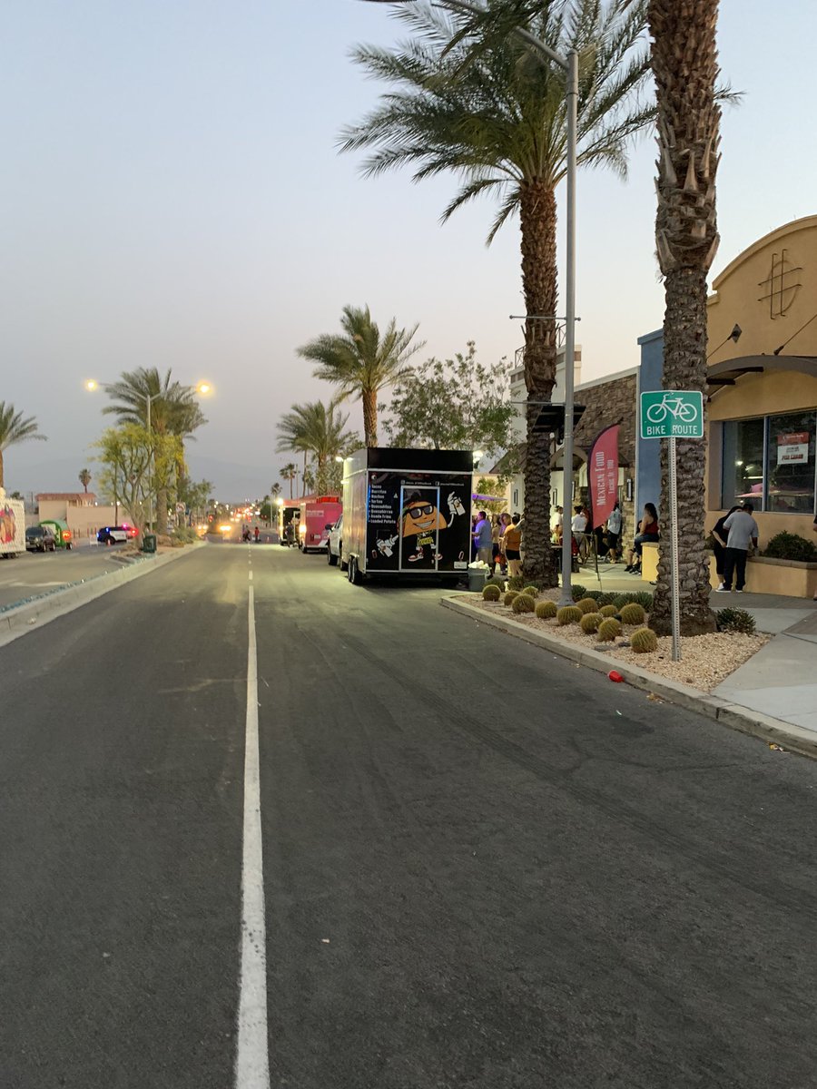 bizzarefall's tweet image. #FridayNightsOnPierson