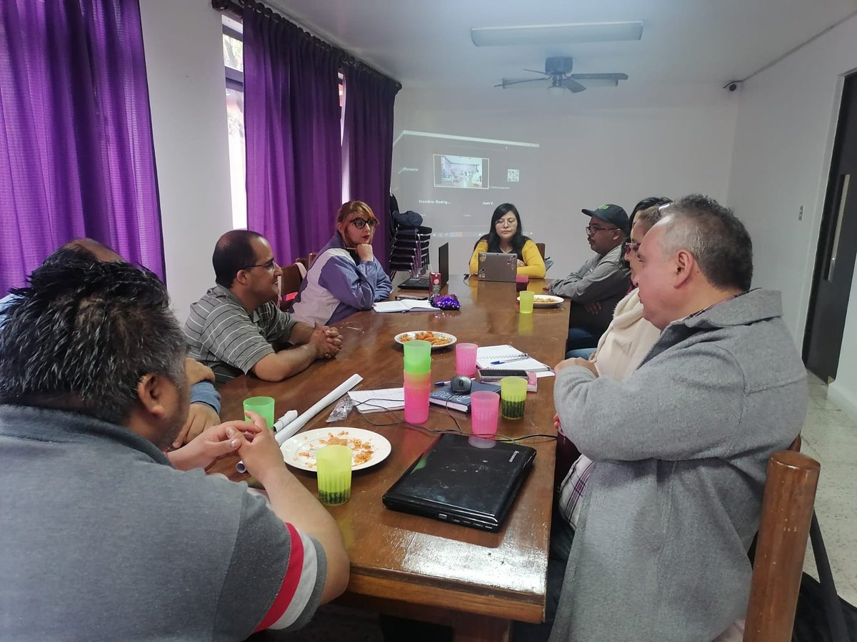 El 16 de mayo el Colectivo Chuhcan tuvimos Reunión Mixta, platicamos acerca de la Convención sobre los Derechos de las Personas con Discapacidad y su Artículo 19,el cual reconoce nuestro derecho a vivir de manera independiente en la comunidad.