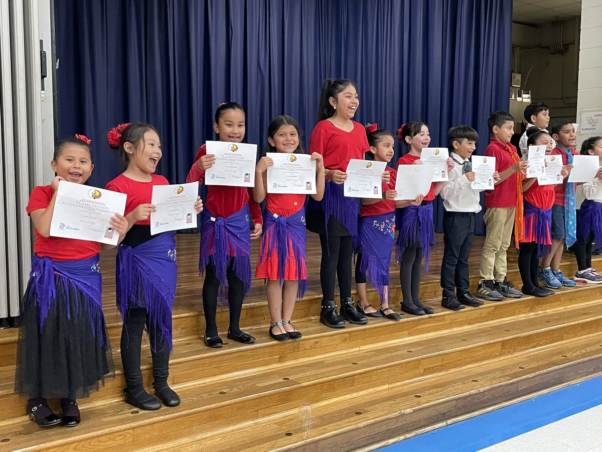 elsymserpas's tweet photo. Our Eaglets feeling the beautiful music! 💃 and 💃! @msjmurillo @ERMartinezDISD @D2Cedillo @disdactivities @LisaMaia19 https://t.co/eqgdl4xnt7