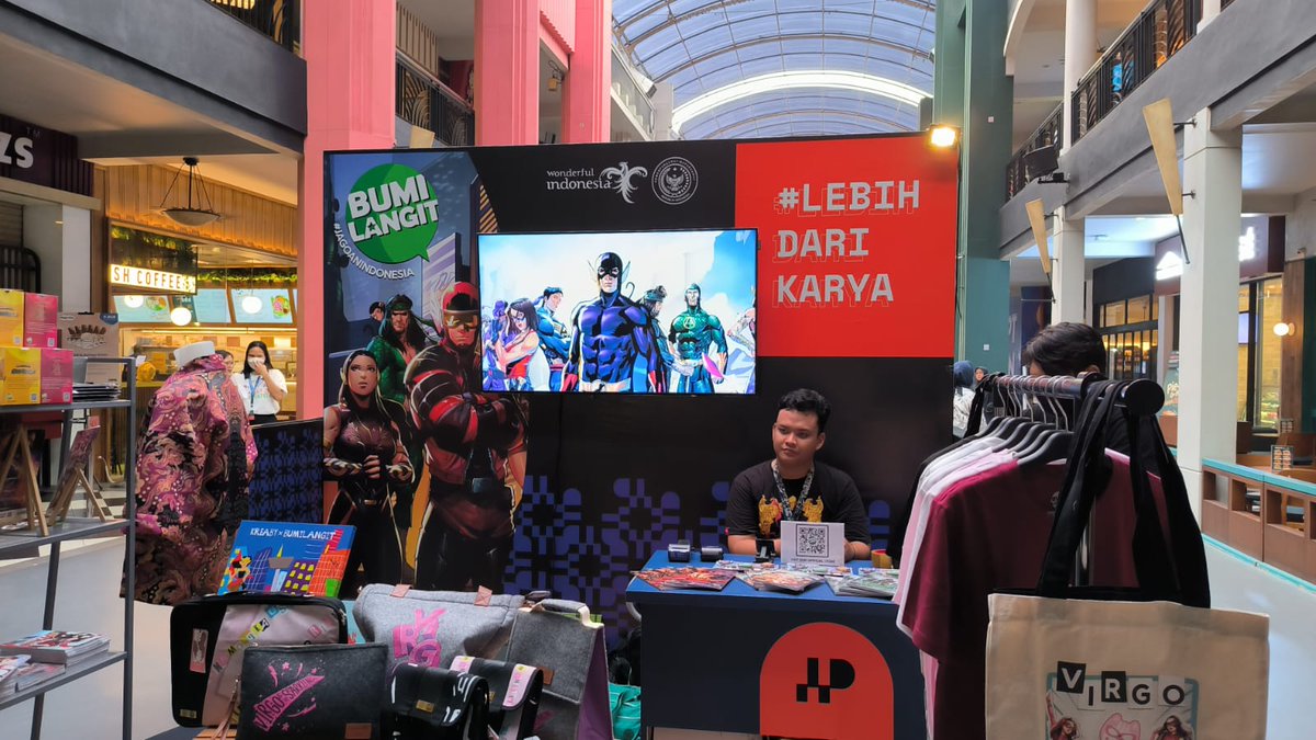 BumilangitID's tweet photo. Selamat pagi!
Bumilangit hari ini dan besok hadir di #IPTopia @Kemenparekraf di Cilandak Town Square!
Ada yg lagi di Citos juga? π https://t.co/BHIfNoNjso