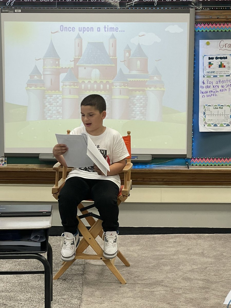 MrsBJones3rd's tweet photo. Reading our last writing piece of the year! The fractured fairy tales are always my favorite! #youotttobehere #isdthird https://t.co/tH9UN5hV7Q