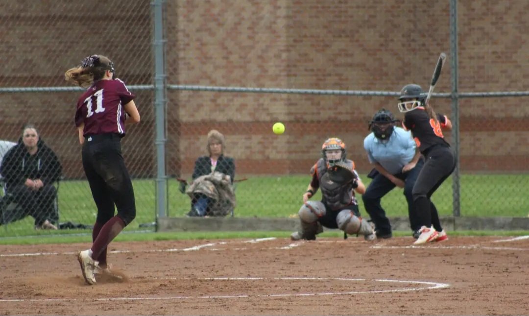 Byron Bergen Girls Softball tweet media