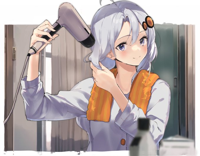「hair dryer」 illustration images(Latest｜RT&Fav:50)