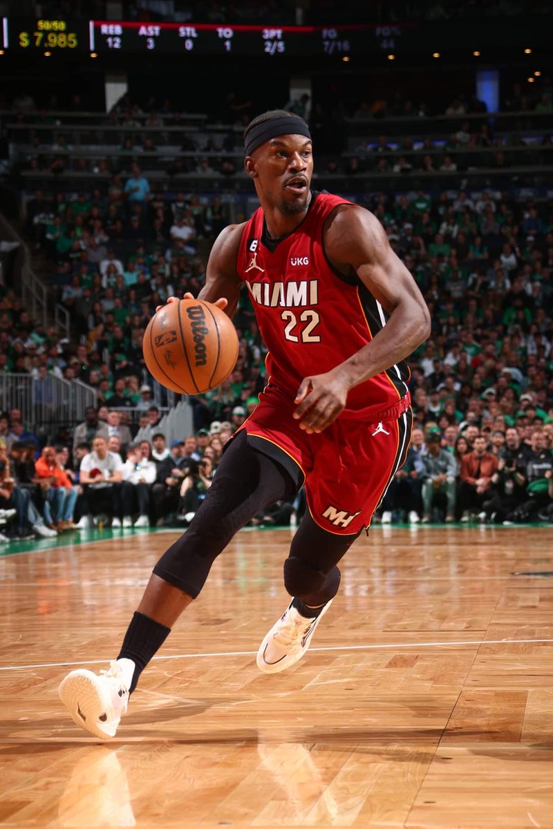 treat_sport's tweet photo. MIAMI pran dezyèm match lan
Jimmy: 27 PTS | 8 REB | 6 AST | 3 STL
Martin: 25 PTS | 11-16 FG | 4 REB
Bam: 22 PTS | 16 REB | 9 AST
#miamiboston https://t.co/oPMTlhsza2