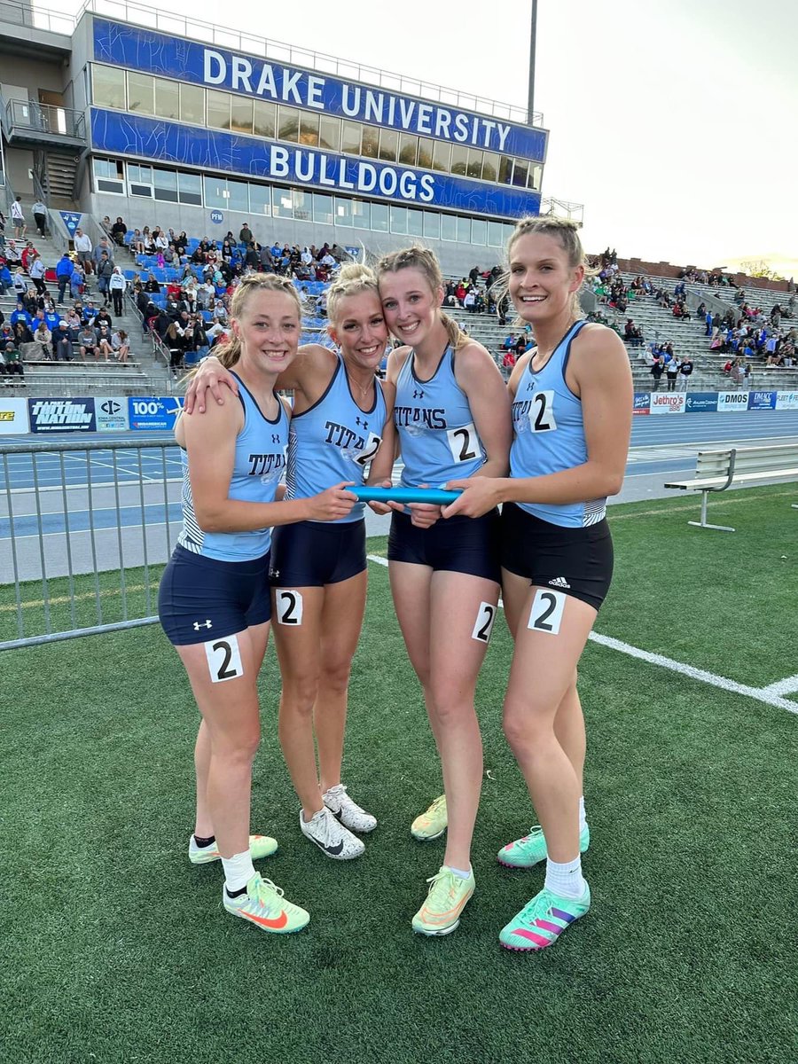 LibraryTitan's tweet photo. @TitanGirlsTrack It was a great day @ State. Shot Put- Elise Thramer 15 &amp; Jordyn Matiyow 12
Long Jump- Maddie Bergman 20
4x400-Gracie Hays, Maddie Bergman, Irelynn James, &amp; Maddie Fidone 8th &amp; qualified for finals with a 4:07.23. It’s the 5th fastest time in school history! https://t.co/OP09B9FApV