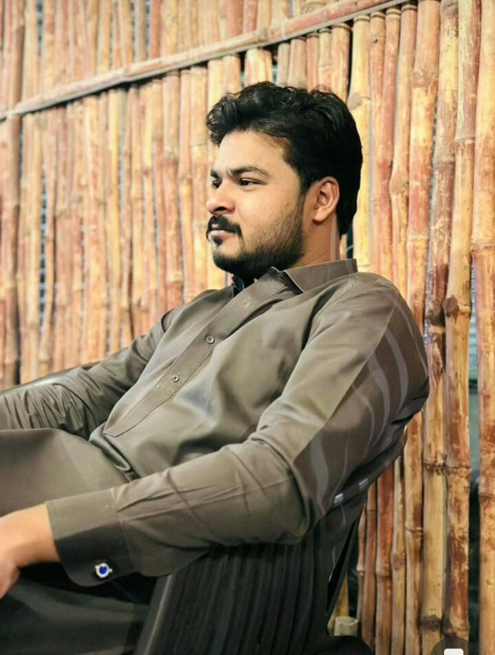 MUsmanSandhu10's tweet photo. #Released #ReleasePakistan
#PTI #ptiokara
#imranKhanPTI #WHO
#ImranKhan #ISF10
@ISFPunjab @ISFPunjabPK @ImranKhanPTI @ImranRiazKhan @FarrukhHabibISF @fawadchaudhry @BabarAwanPK @ARYNEWSOFFICIAL @ARYSabirShakir https://t.co/6kFdUeQJ79