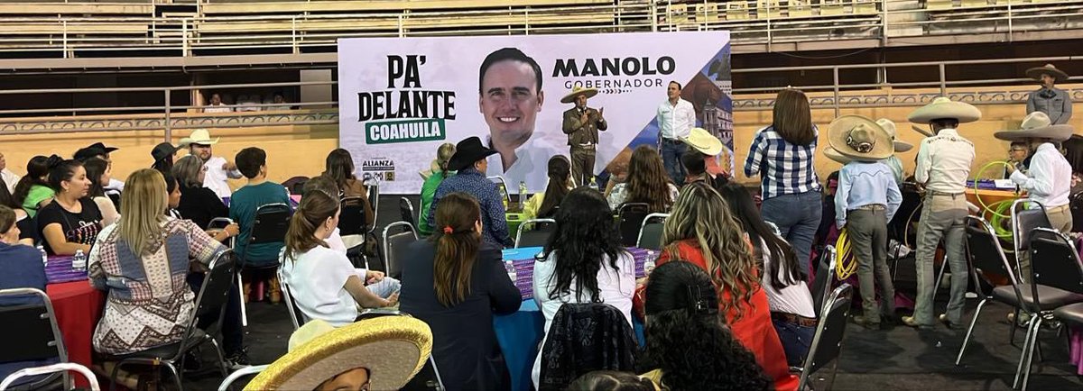 manolojim's tweet photo. Reunión con la Unión de Asociaciones de Charros del Estado de Coahuila A.C. en #Saltillo. #PaDelanteCoahuila https://t.co/9rxilf3G2l