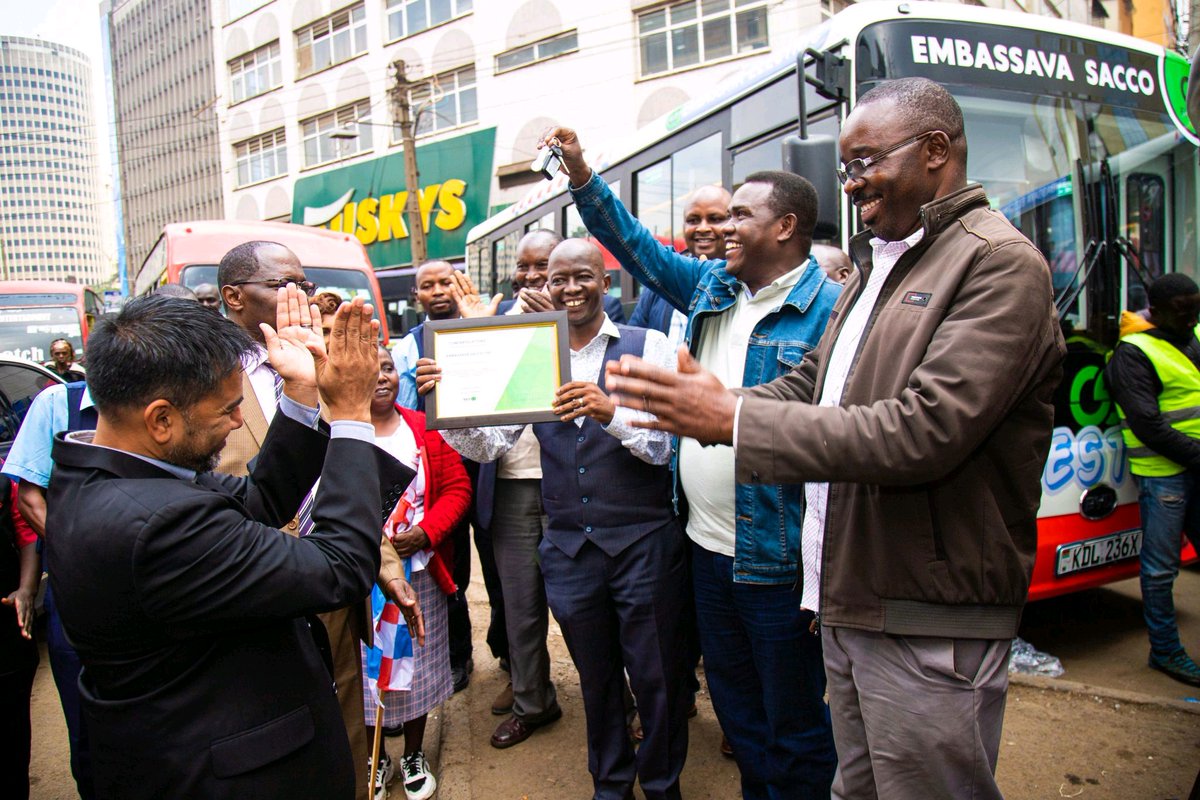 mbuguanjihia's tweet image. #PublicTransport #PSV operator #Embassava take possession of new #ElectricBus &apos;s #EV from @BasiGoKenya to add to their fleet

#SafiriExpress #ControlYourJourney