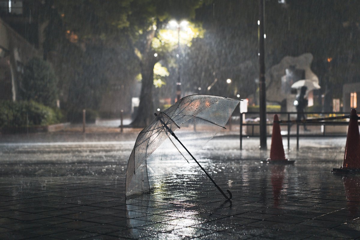 土砂降りの雨に打たれて

Sony α7C
Sony 55mm F1.8
Edit:Luminar Neo

#雨 #土砂降り #傘 #umbrella #photography #landscape
#travel #japan #景色 #風景 #写真好きな人と繋がりたい #ファインダー越しの私の世界 #カメラ好きな人と繋がりたい #一眼レフ
#ミラーレス一眼 #sony #α7c #a7c #luminarneo