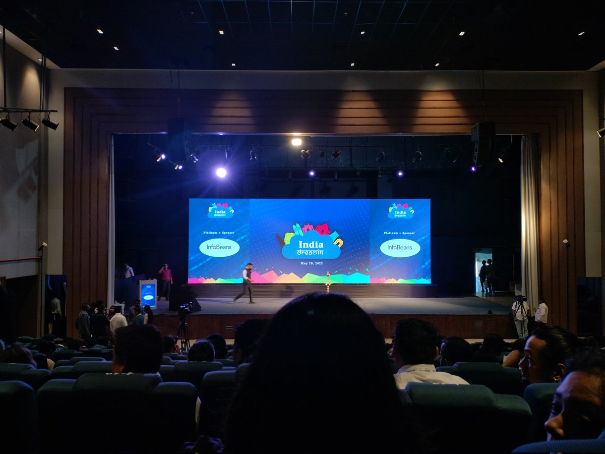 sfdcNeha's tweet photo. Ready for the day.. 
@sfindiadreamin

#indiadreamin23 #CommunityEvent https://t.co/NsacboJkh2