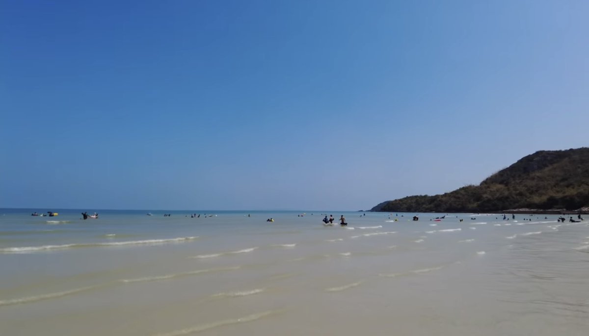 @บางแสน ชลบุรี tweet media