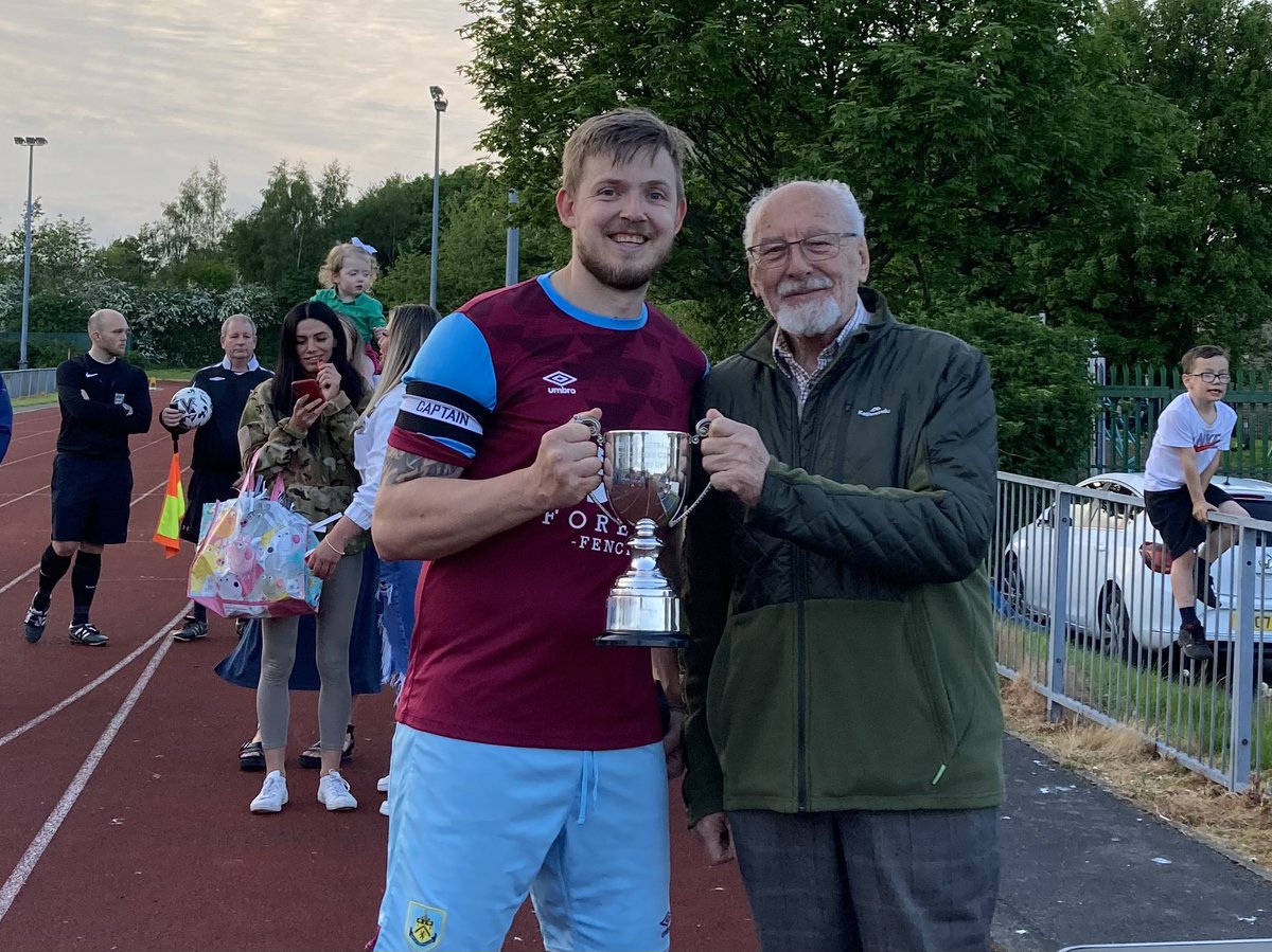 PendleSunday's tweet photo. A Jake Hart hat trick ensured Pendle Blues inflicted revenge over rivals North Valley Rangers in the Peter Shaw Final. The game finished 4-1 and Peter Shaw was in attendance to present his trophy as well as the League Winners Trophy. MOM was Max Foxcroft. https://t.co/R98ohDAYwR