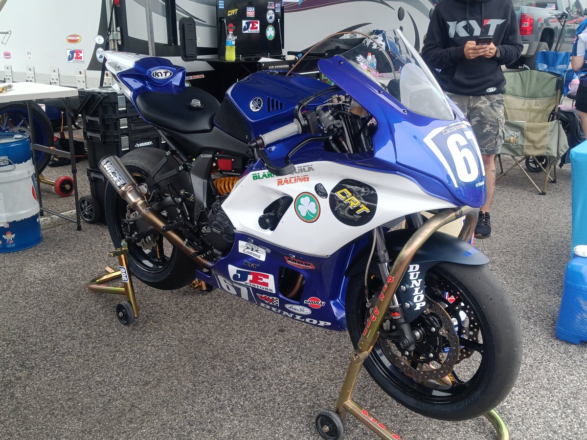 reisinger996's tweet image. At Barber Motorsports Park for a little MotoAmerica Twins Cup action and day one puts Cassidy in P11. Looking forward to a great race day ahead! 😎

#jepistons #MotionPro #shoraipower #chickenhawkracing #blarneyquick #ghettocustoms128 #motoamerica #sarachappellphotos