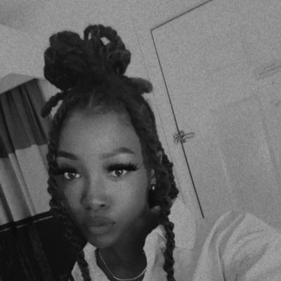 kadezah's tweet photo. 🤍 #NewProfilePic https://t.co/mtXXB84JLT
