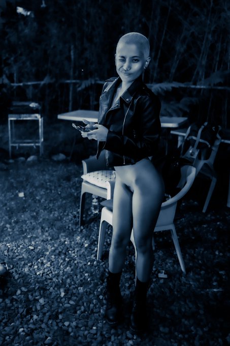 No signal, no panties, no worries. https://t.co/TDFbfQEWsc  #emmarouge #rouge #model #contentcreator<a href="/tag/emmarouge"class="tags">#emmarouge</a><a href="/tag/photooftheday"class="tags"><span>#photooftheday</span></a><a href="/tag/model"class="tags"><span>#model</span></a><a href="/tag/asian"class="tags"><span>#asian</span></a><a href="/tag/rouge"class="tags"><span>#rouge</span></a><a href="/tag/thoughtoftheday"class="tags"><span>#thoughtoftheday</span></a>