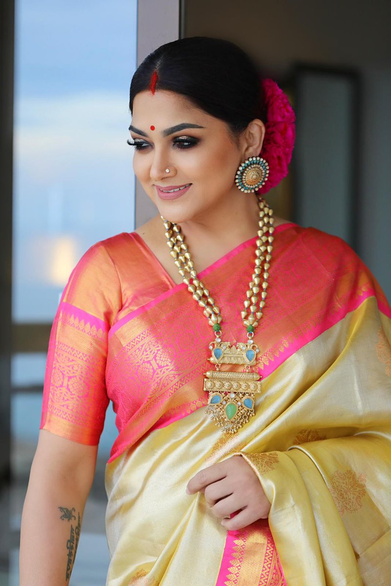 And Cannes fever continues! 

#IndiaAtCannes
#Cannes2023 
#traditional
#sareelover
#kanjeevaramPattu
