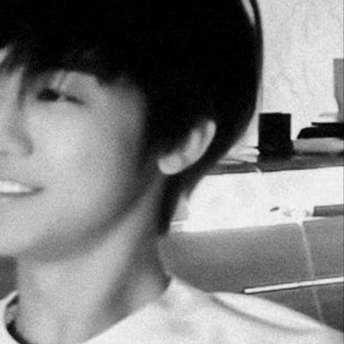 plumpycroissant's tweet image. #NewProfilePic
back, imy