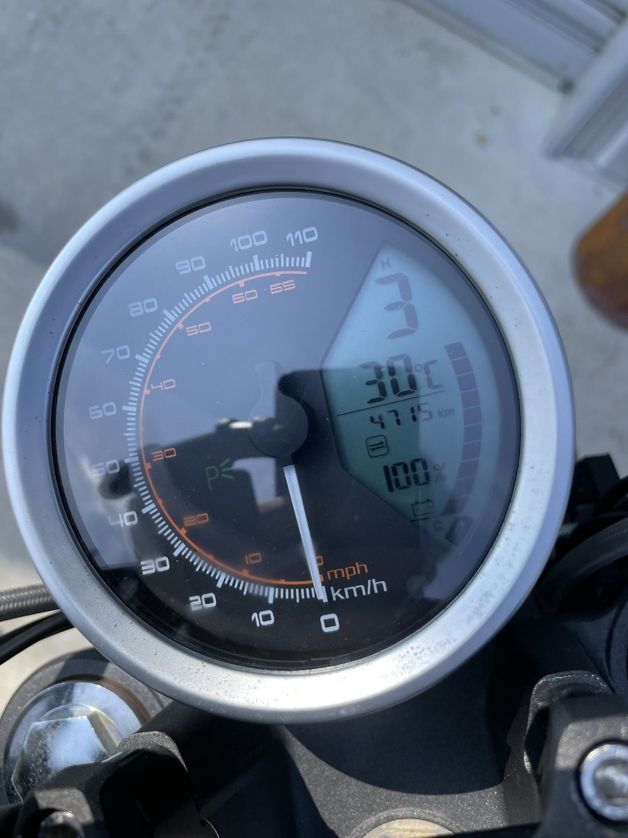 zoep_fab's tweet image. 100%→1%で101km💮

#電動バイク #tcmax