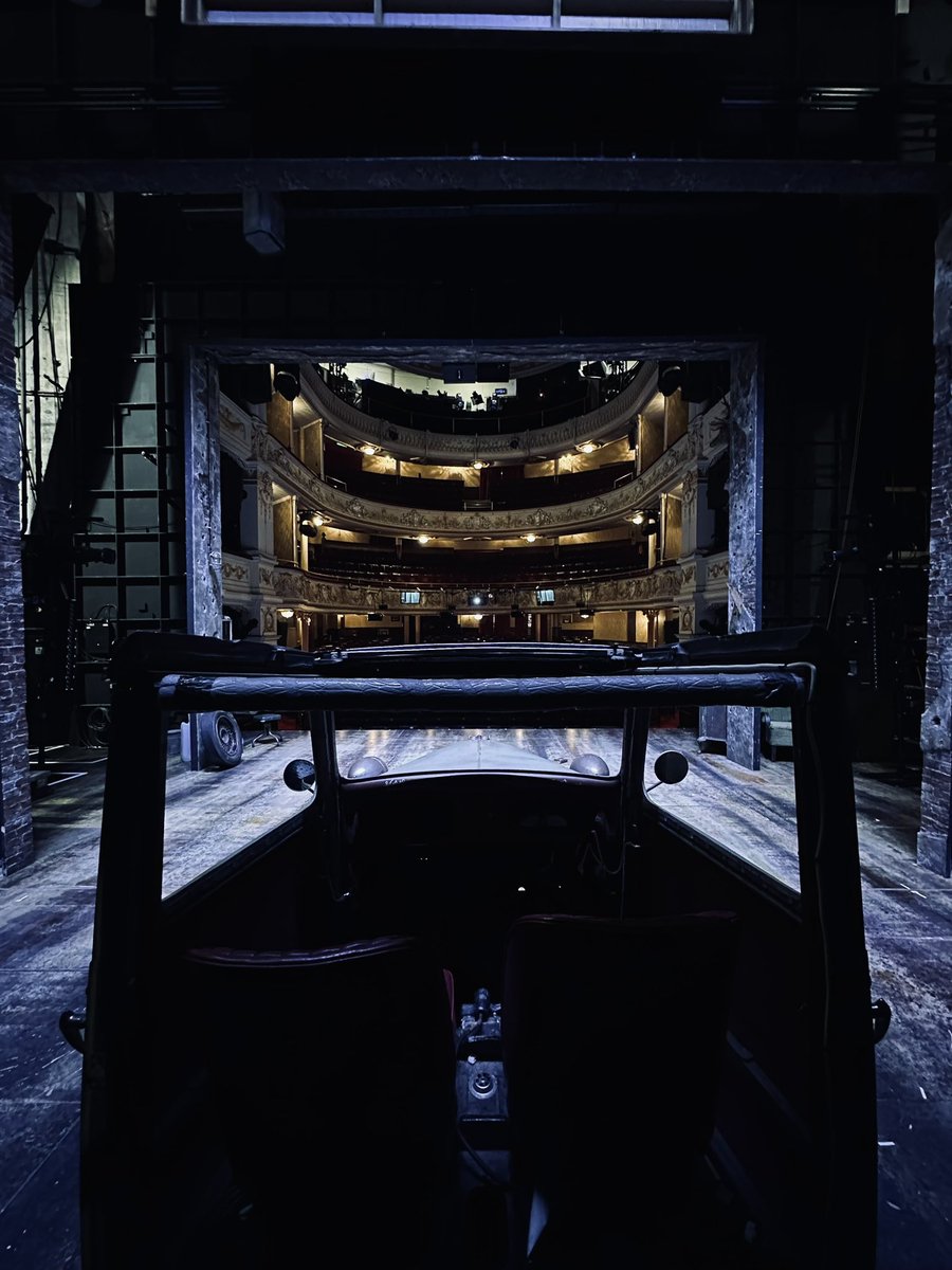 Final day 🖤 <a href="/Bonnie_clydeLDN/">Bonnie & Clyde</a> @DLAPgroup