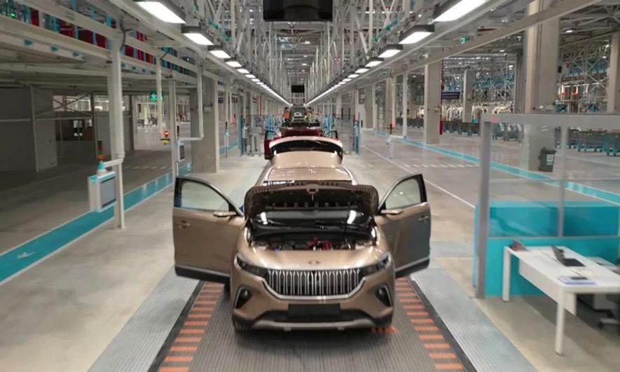 Otomotiv gazetecisi Emre Özpeynirci:
"Mayıs ayında 1.000 adet teslim edileceği açıklanan TOGG'dan şu ana kadar sadece 60 adeti teslim edildi."