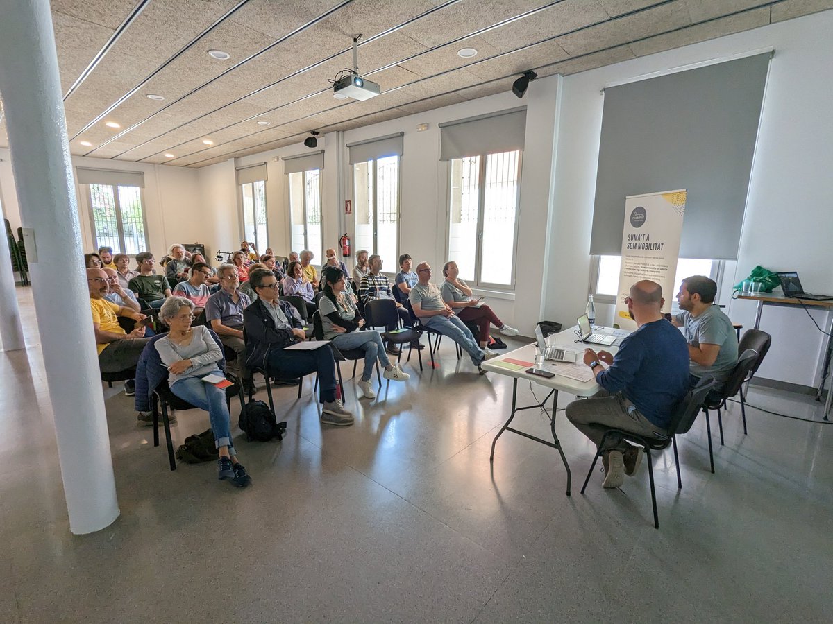 Avui tenim l'assemblea de la cooperativa, reunits tot el matí a Mataró. El projecte progressa!