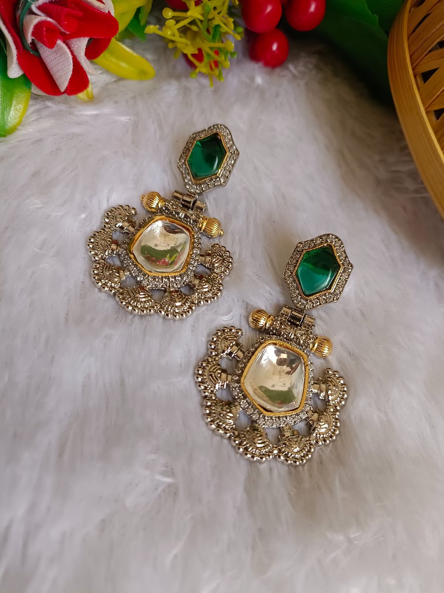 Get these ethnic oxidized jhumke in every color which gives a tone of vintage too

Arrawali jewellers AJ BRAND for bulk/ wholesale

dm or whatsapp - 70 2302 6057

#earringswholesale #earringsdesign #earringobsession #earringset #earringsonline #earringsoftheweek #earringhan