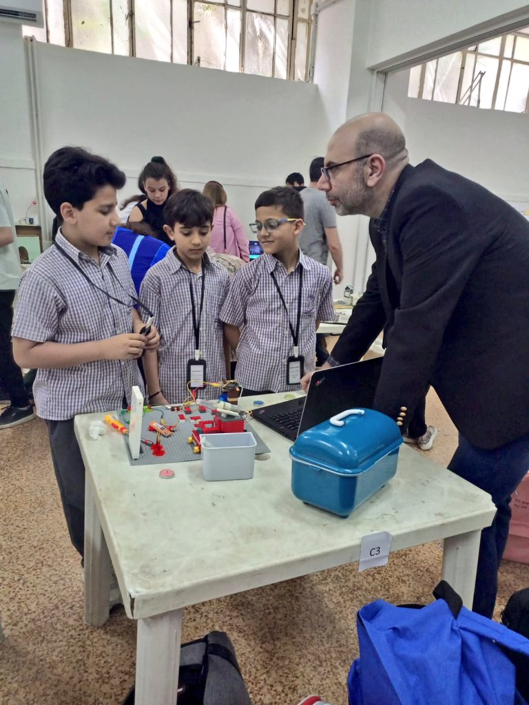 Our steamers during their presentations to the different judges in the #DoUrBit 2023 competition 
#SDGs #FutureReadySkills @makdawhaschool @Natasha1ah @najahshams