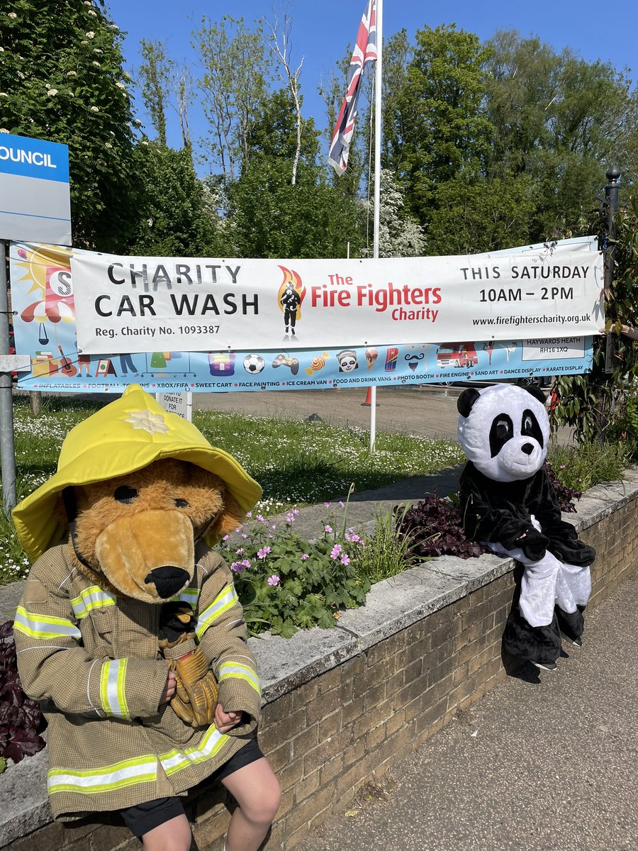 Haywards Heath Fire Station car wash… now .. hurry … <a href="/firefighters999/">Fire Fighters Charity</a> <a href="/station_62/">Haywards Heath Fire Station</a>