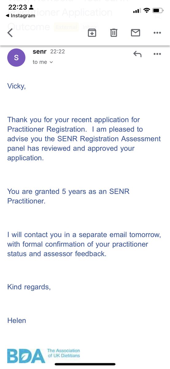 Vicky_nutrition's tweet photo. Absolutely delighted to achieve full SENR Practitioner status on the @SENregister special thanks to @MartinsonUk and @UKSportsInst @BDA_SNG for their support and mentorship! https://t.co/zCm2ZkgoJ6