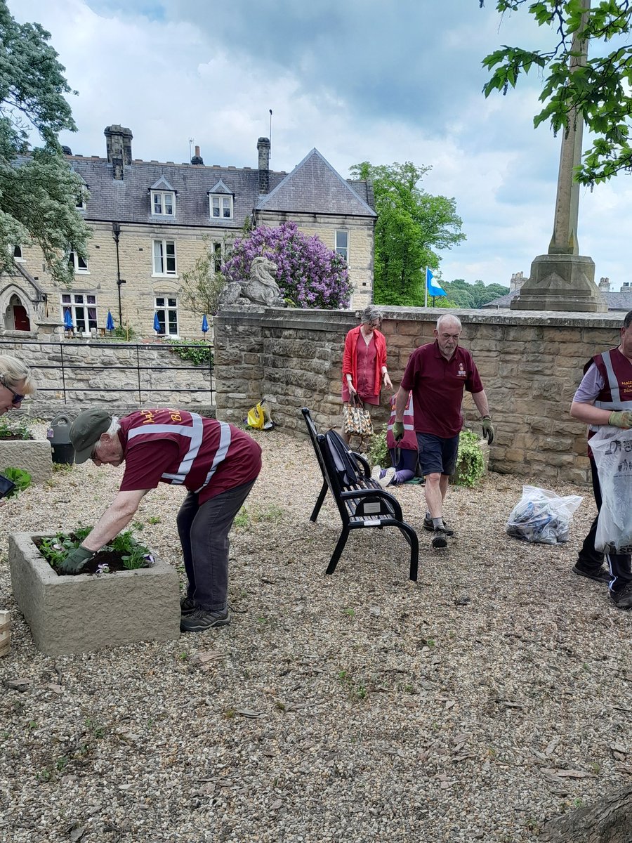 Enormous  effort by the Malton in Bloom team over the past three days, 6 flower  beds and 119 planters now have floral installations.  Here we are  working at the War Memorial garden. Well done team! #malton <a href="/visitmalton/">Visit Malton</a> <a href="/gazetteherald/">Gazette & Herald, Ryedale</a> <a href="/YorkshireBloom/">Yorkshire in Bloom</a> <a href="/KarenGazette/">Karen Darley</a> #Flowers