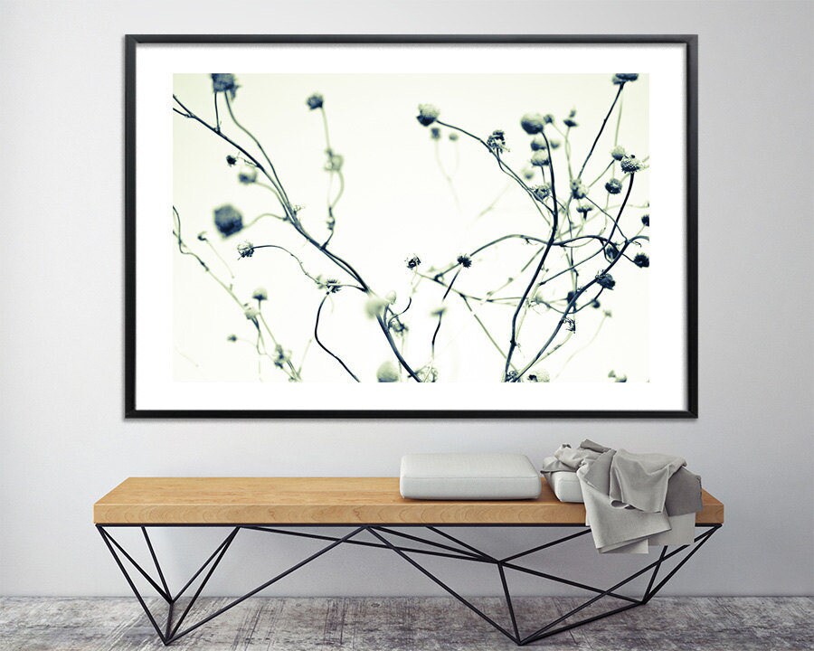 Minimalist Modern art print. Large Botanical print. black and white poster, black and white nature print, large art print etsy.me/3Ov5tPc #black #white #beachtropical #natureart #framedwalldecor #bedroomdecor #minimalist #botanicalprint #largewallart