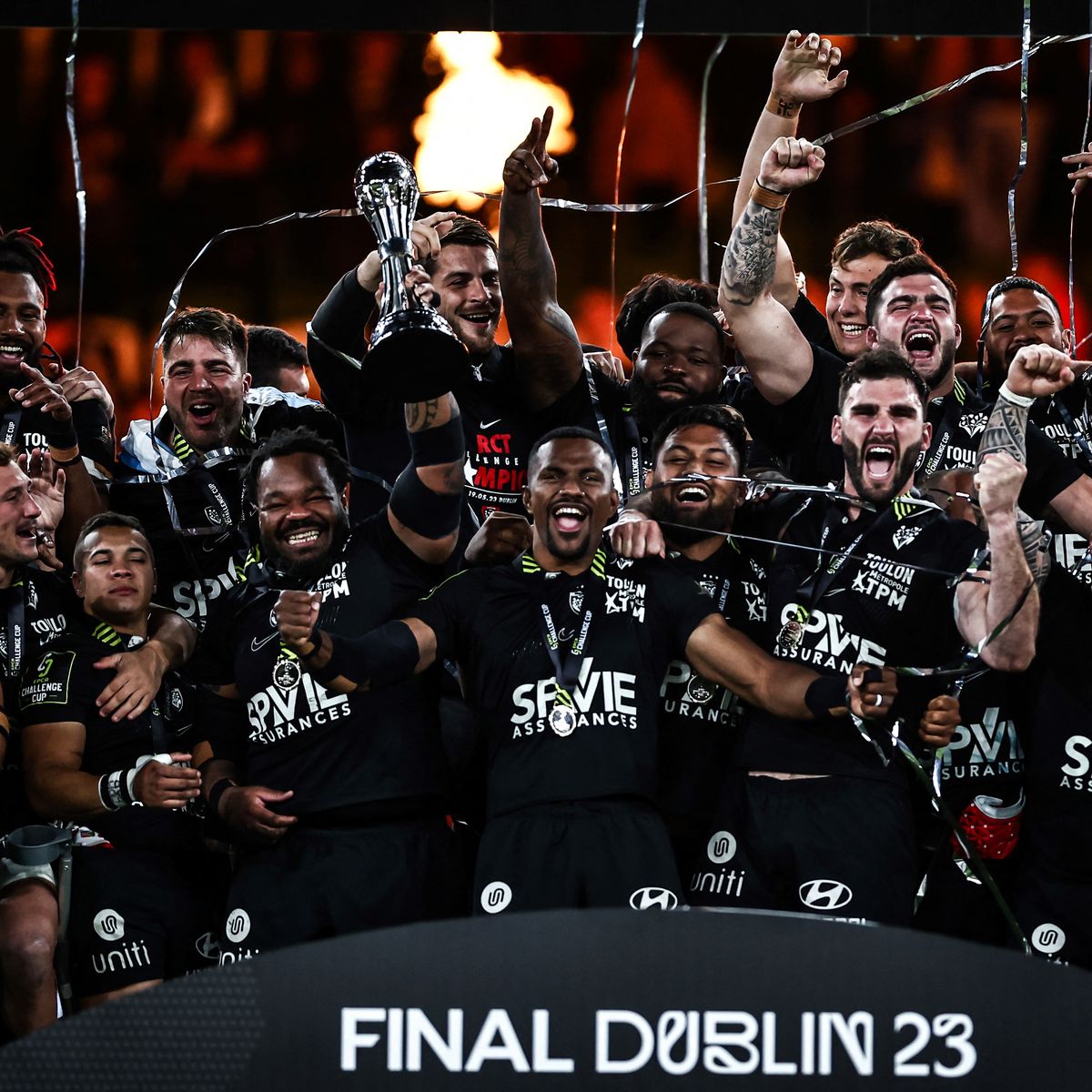 🇫🇷 La Challenge Cup pour le RC Toulon 🏆

En s'imposant nettement contre Glasgow (43-19), le RCT s'offre le seul titre qui manquait à son palmarès 🤝