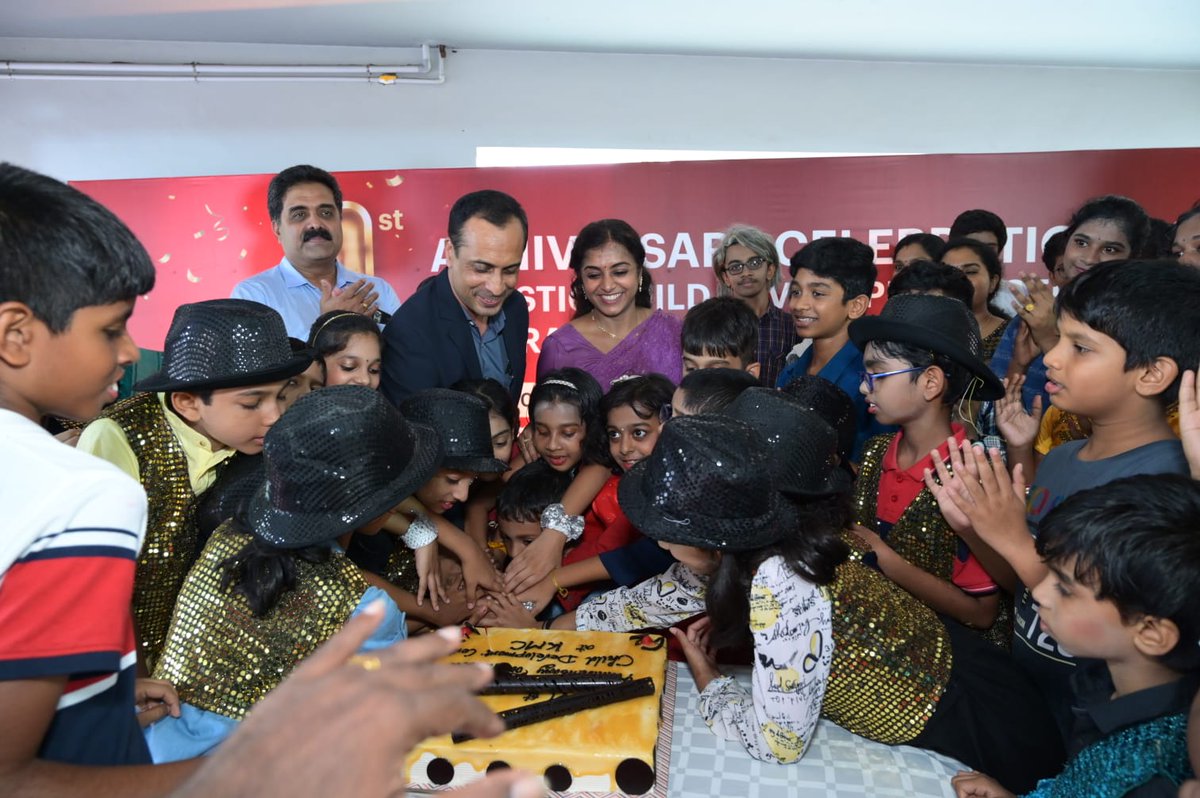 hospital_kims's tweet image. First Anniversary of Holistic Child Development Center @ KMC Kuravankonam.

Holistic CDC is a comprehensive center for therapies and remedies for children. 

#KIMSHEALTH #KIMS #ChildDevelopmentCenter #HolisticCenter #FirstAnniversary #AnniversaryCelebration